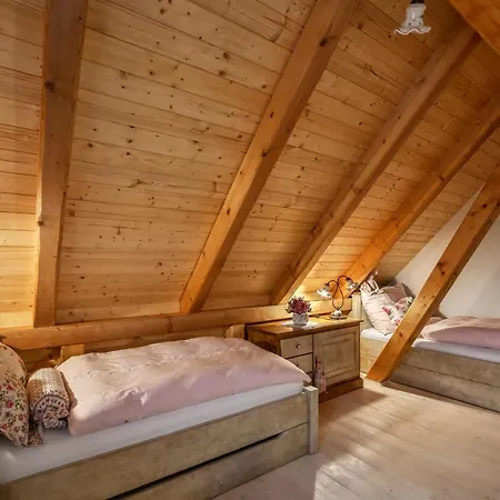 Roubenka štěpánka Svratka